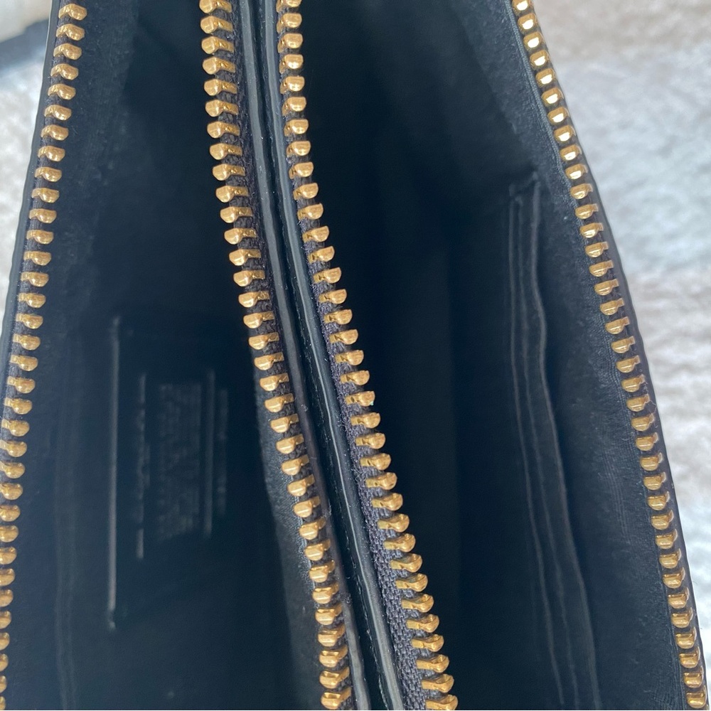Coach pebbled bag - Picture 2 of 2